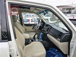 ميتسوبيشي باجيرو